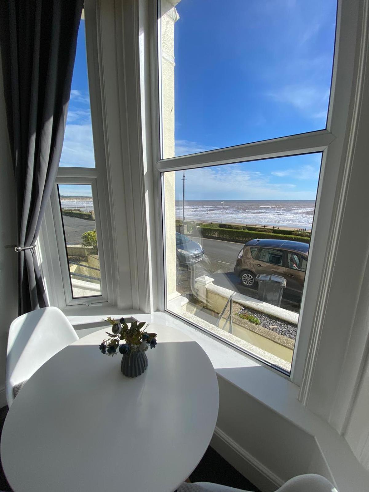 Farina No1, Sea View Studio Sleeping 2 Guests Bridlington Exterior photo